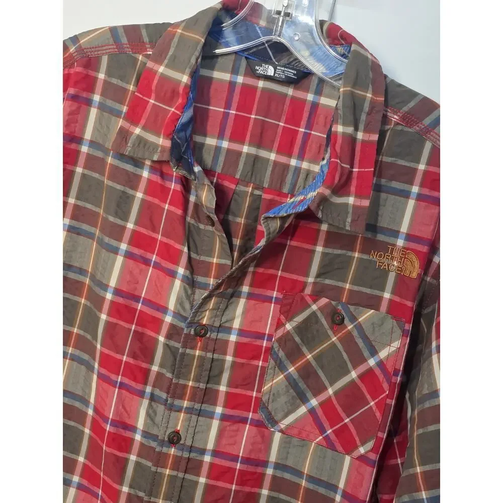 The North Face Mens XL Button Down Short Sleeve Shirt Red Plaid Casual